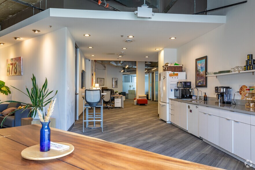 More Photos Of 110 16th St, Denver Coworking Space