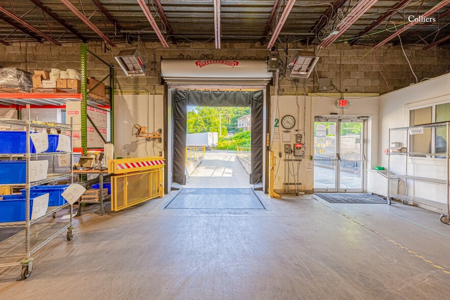 More Photos Of 100 Sagamore Hill Rd, Pittsburgh Manufacturing For Sale