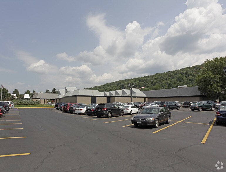 Primary Photo Of 125 S Greenbush Rd, Orangeburg Warehouse For Lease