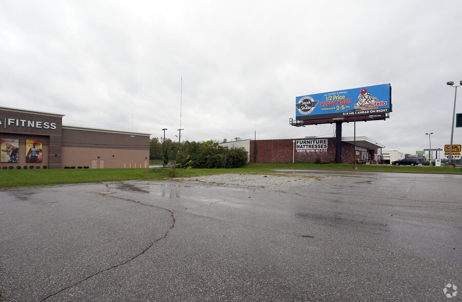 Primary Photo Of 9515-9525 E Washington St, Indianapolis Land For Lease