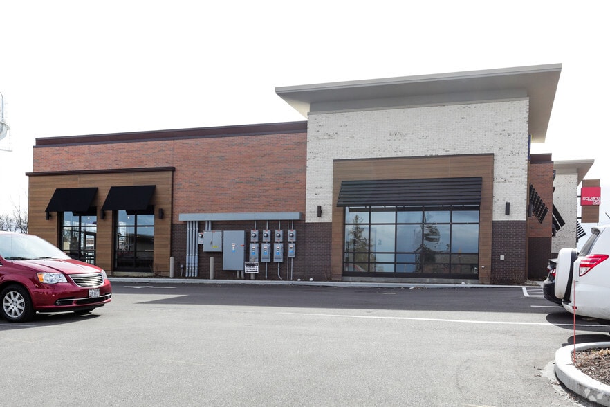 More Photos Of 13405-13485 Pearl Rd, Strongsville Freestanding For Lease