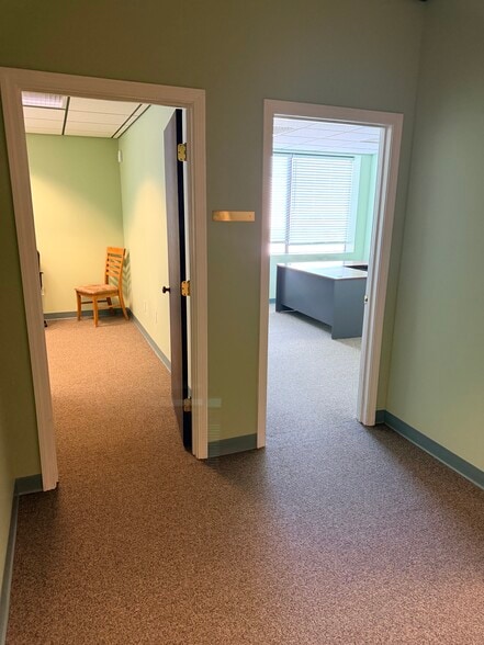 More Photos Of 70 Zachary Rd, Manchester Research And Development For Sale