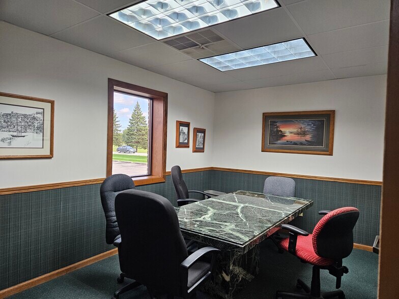 More Photos Of 350 Saint Andrews Rd, Saginaw Office For Sale