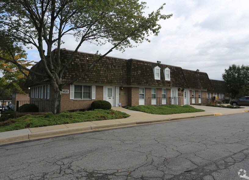 More Photos Of 9520 Marlboro Pike, Upper Marlboro Office For Sale