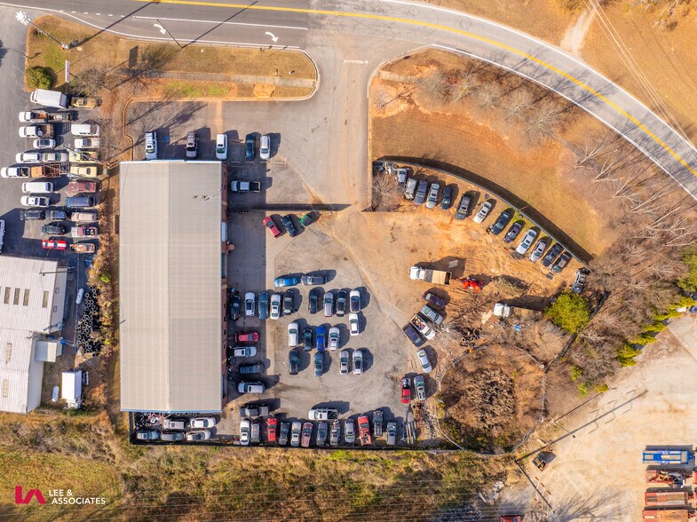 More Photos Of 289 N Price Rd, Sugar Hill Light Manufacturing For Lease
