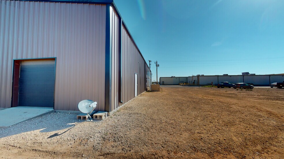 More Photos Of 1215 NW 1st Plz, Andrews Restaurant For Sale