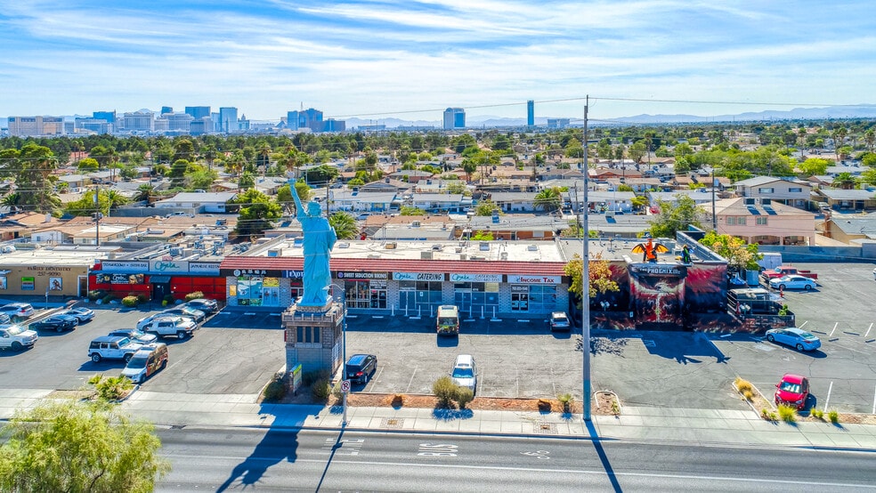 More Photos Of 4211 W Sahara Ave, Las Vegas Storefront Retail Office For Lease