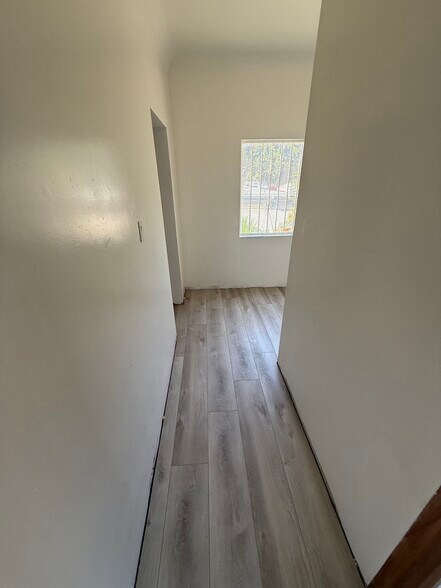 More Photos Of 8930 S Vermont Ave, Los Angeles Daycare Center For Sale