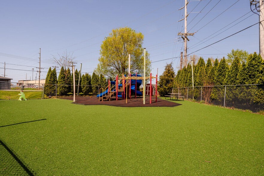 More Photos Of 3419 Hollywood Rd, Saint Joseph Daycare Center For Sale