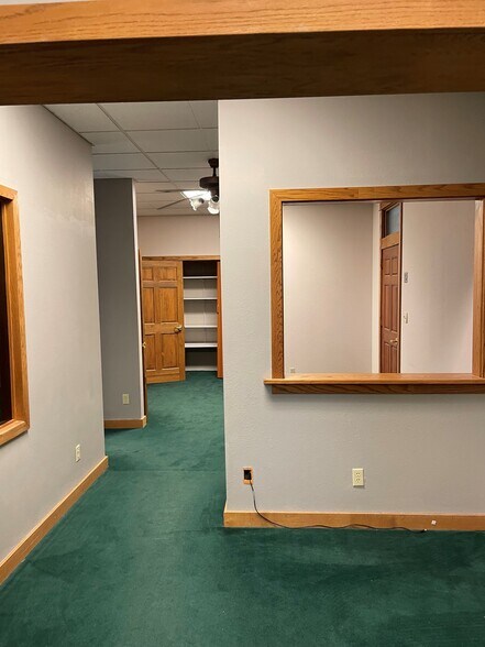 More Photos Of 419 W Broadway St, Muskogee Office For Lease