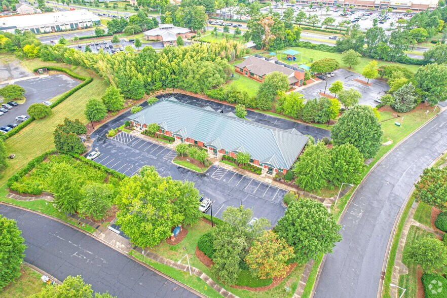More Photos Of 13310 S Ridge Dr, Charlotte Medical For Lease