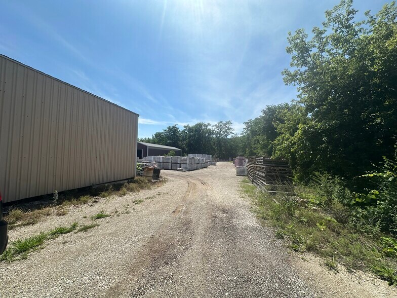 More Photos Of 1602 E Cass St, Joliet Warehouse For Sale