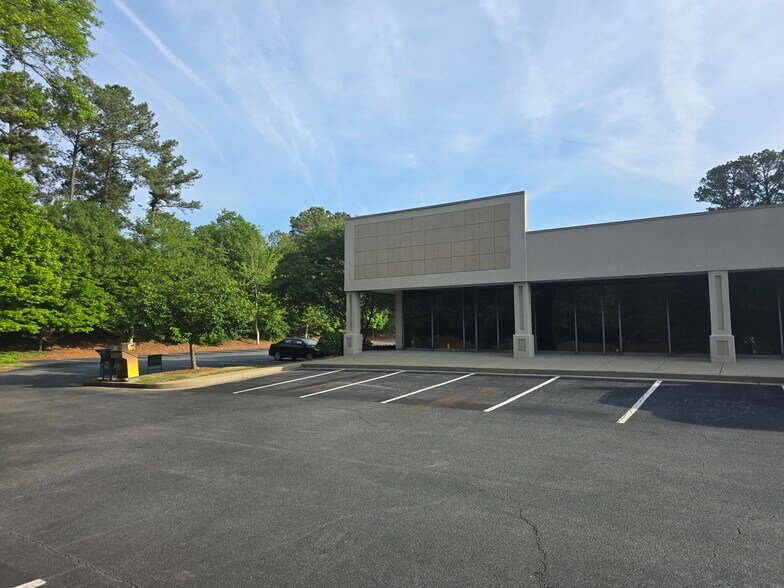 Primary Photo Of 3320 Holcomb Bridge Rd, Peachtree Corners Office Residential For Lease