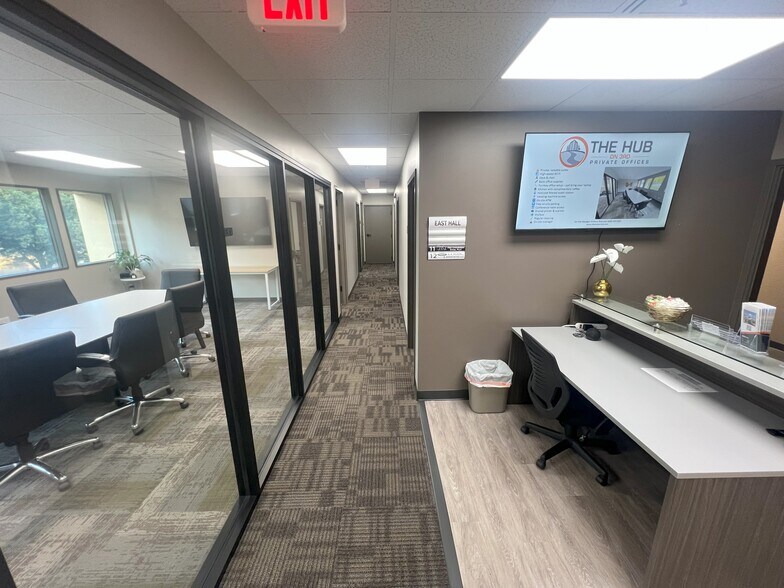 More Photos Of 300 3rd Ave SE, Rochester Coworking Space