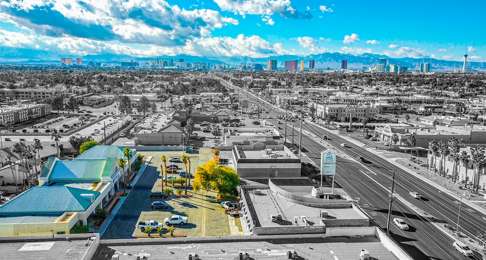 More Photos Of 3505 E Flamingo Rd, Las Vegas Medical For Lease