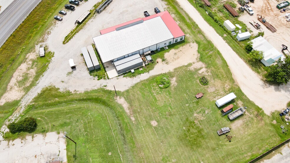 More Photos Of 1307 US-84, Coleman Warehouse For Sale