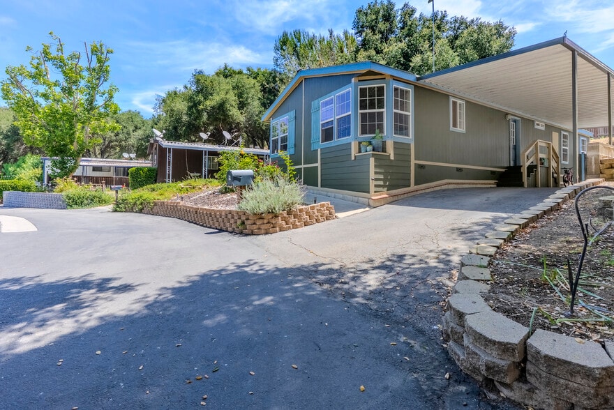 More Photos Of 1667 Las Virgenes Canyon Rd, Calabasas Multifamily For Sale