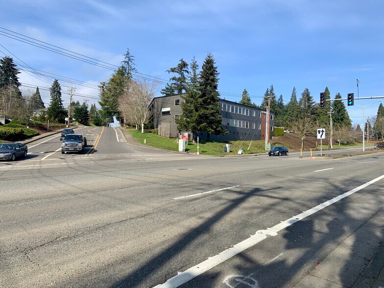 More Photos Of 675 Orchard Heights Rd, Salem Medical For Sale