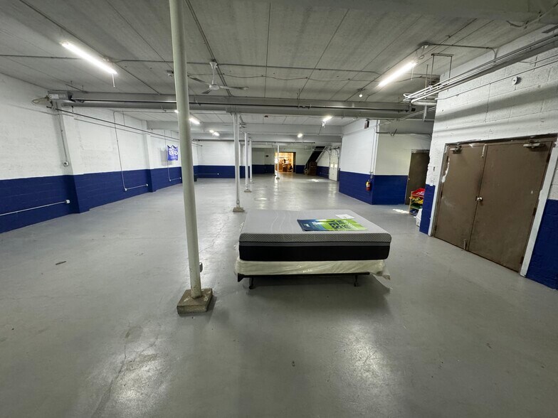 More Photos Of 311 N Superior St, Appleton Warehouse For Sale