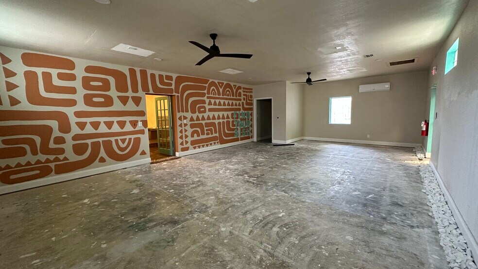 More Photos Of 1707 E Edgewood Dr, Lakeland Medical For Lease
