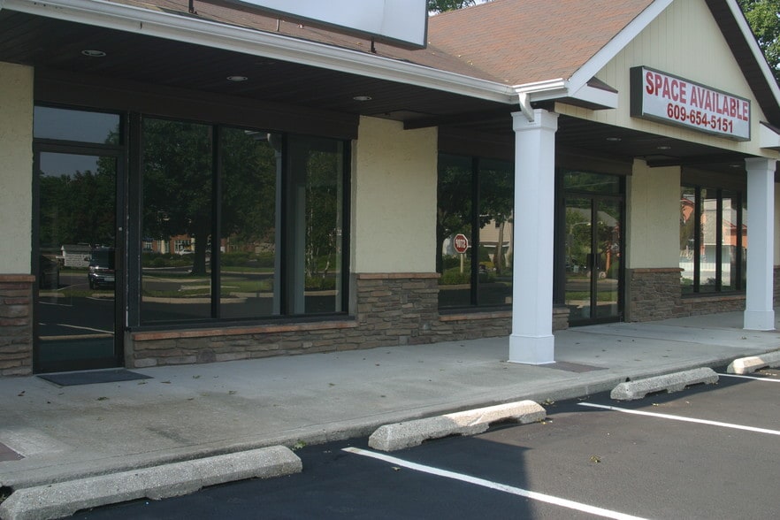 More Photos Of 643 Stokes Rd, Medford Unknown For Lease