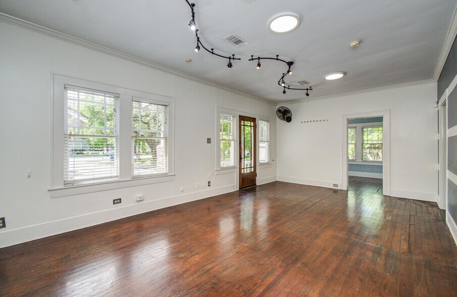 More Photos Of , League City Office For Sale