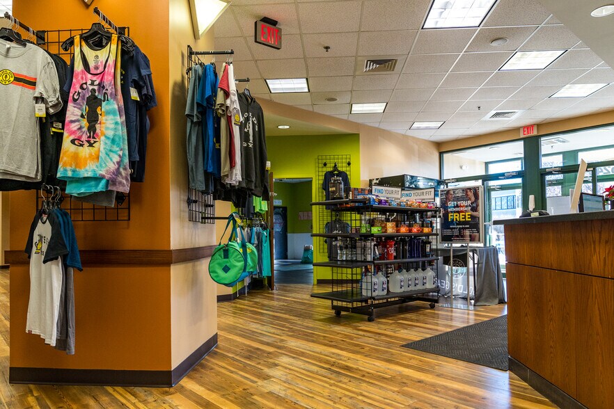 More Photos Of 5245 Westview Dr, Frederick Health Club For Sale