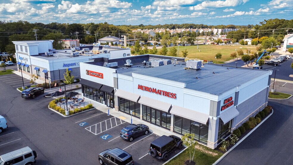 More Photos Of Post Rd, North Kingstown Unknown For Lease