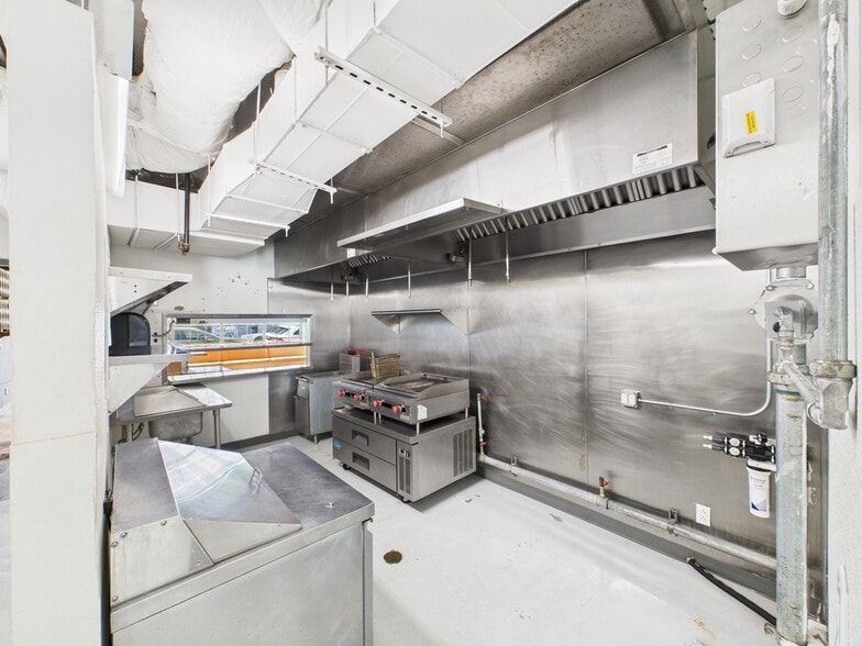 More Photos Of 2509 N Miami Ave, Miami Loft Creative Space For Lease