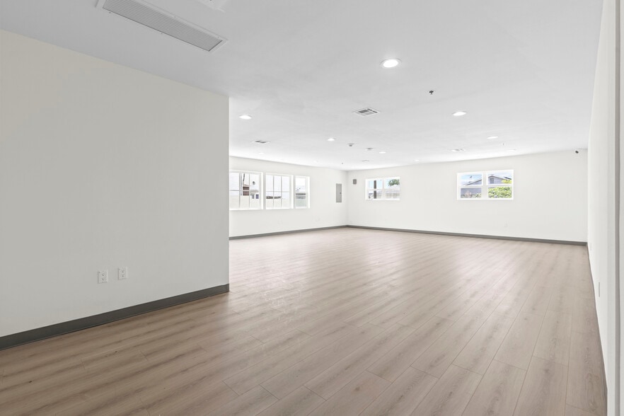 More Photos Of 208 W Fairview Ave, San Gabriel Schools For Lease