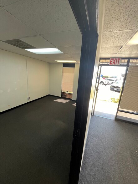 More Photos Of 2539 W 237th St, Torrance Warehouse For Lease