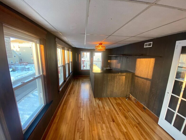 More Photos Of 73 Southgate St, Worcester General Retail For Sale