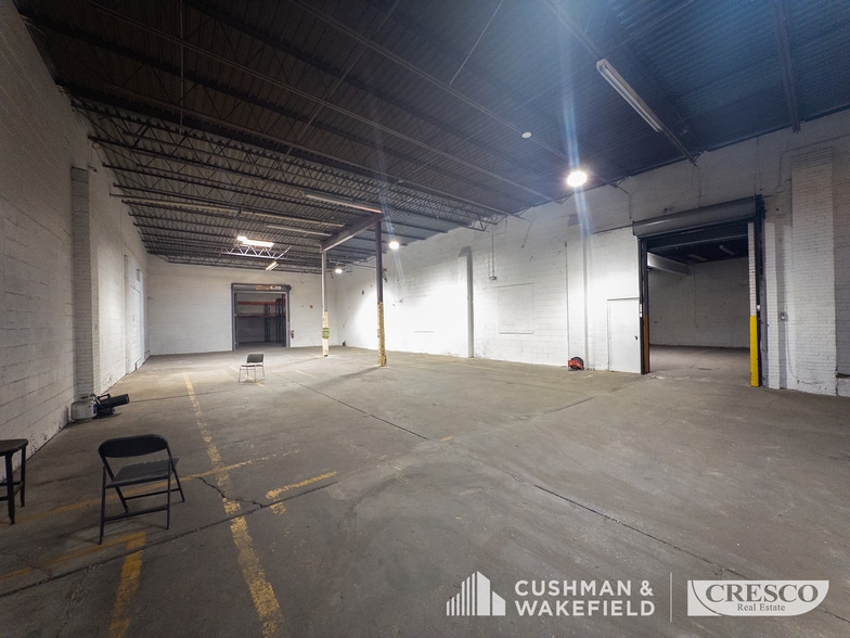 More Photos Of 23432-23420 Lakeland Blvd, Euclid Manufacturing For Sale