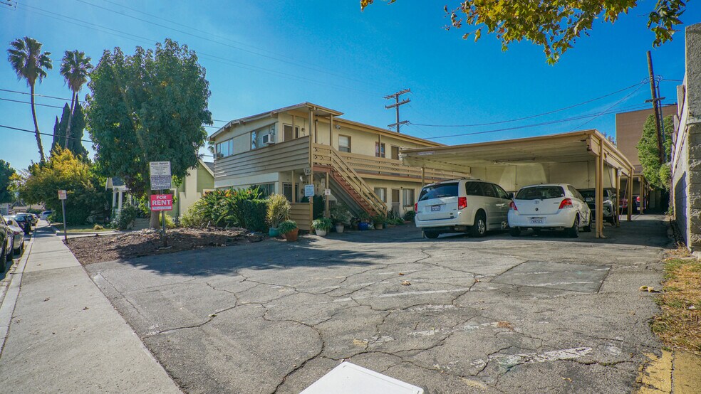 More Photos Of , Glendale Multifamily For Sale