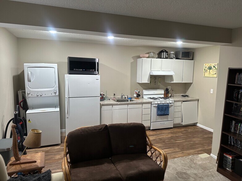 More Photos Of 17624 IN-37 Hwy, Harlan Light Distribution For Sale