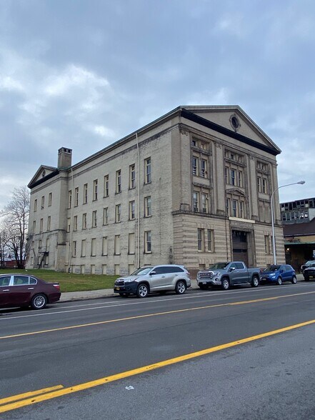 More Photos Of 215 Broadway St, Buffalo Office For Sale