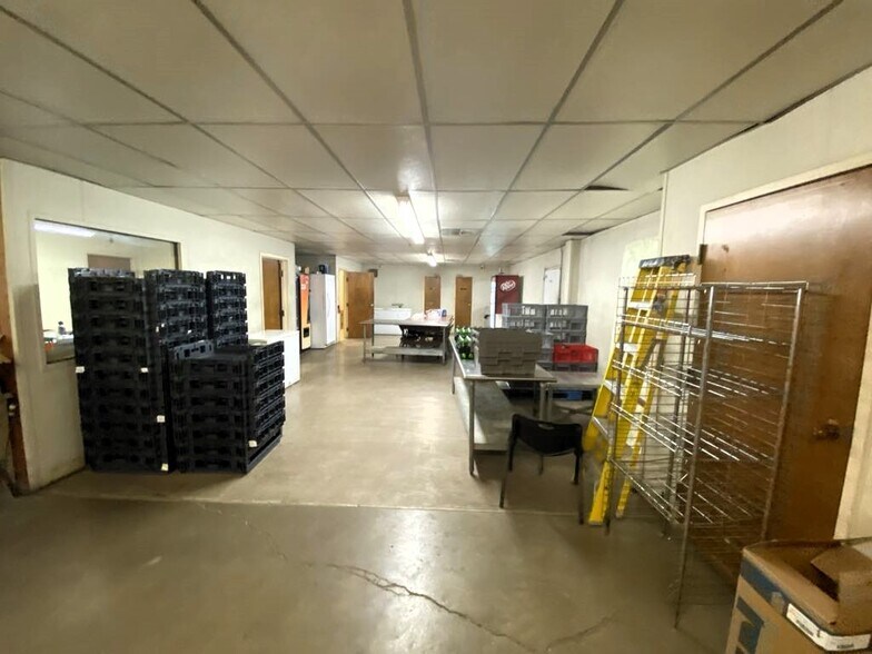 More Photos Of 2400 S Business 45, Corsicana Industrial For Sale