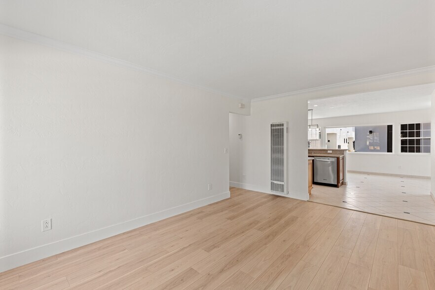 More Photos Of 4578 Jicarillo Ave, San Diego Apartments For Sale