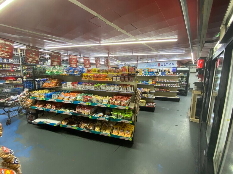 More Photos Of 3812 3rd St, Alexandria Freestanding For Sale