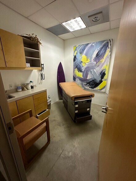 More Photos Of 12202-12212 W Washington Blvd, Los Angeles Medical For Lease