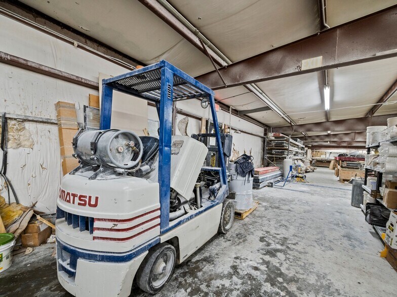 More Photos Of 120 Leslie Ln, Swansboro Industrial For Sale