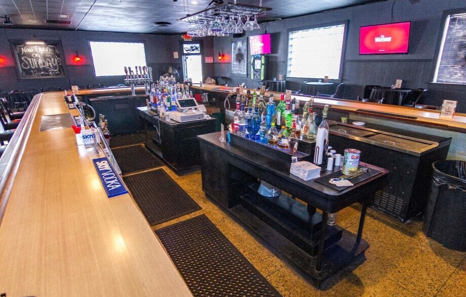 More Photos Of 1 S Pennsville Auburn Rd, Penns Grove General Retail For Sale