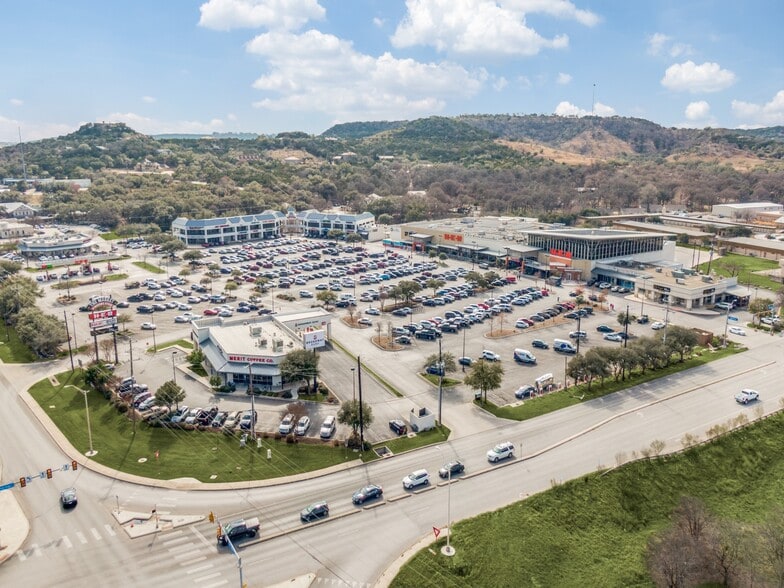 More Photos Of 24165 W IH-10, San Antonio Unknown For Lease