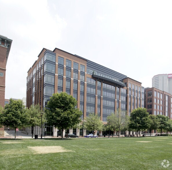 More Photos Of 250 West St, Columbus Office For Lease
