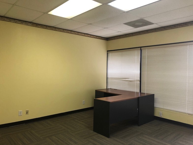 More Photos Of 6139-6141 Oakbrook Pky, Norcross Office For Lease