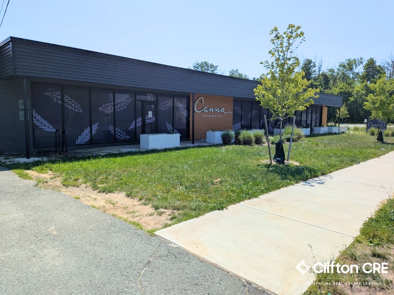 More Photos Of 2175 Spruce St, Ewing Storefront For Sale