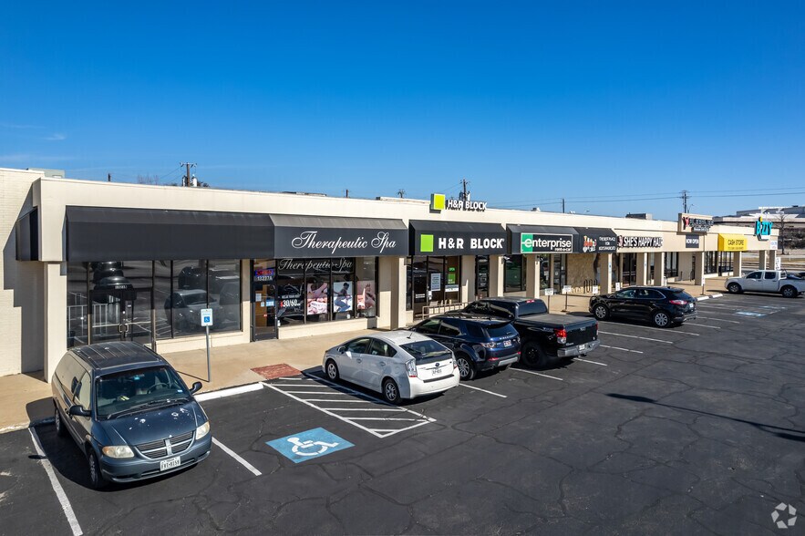More Photos Of 13235-13251 Montfort Dr, Dallas Unknown For Lease