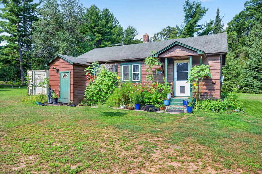 More Photos Of W7916 Hwy 70, Spooner Restaurant For Sale