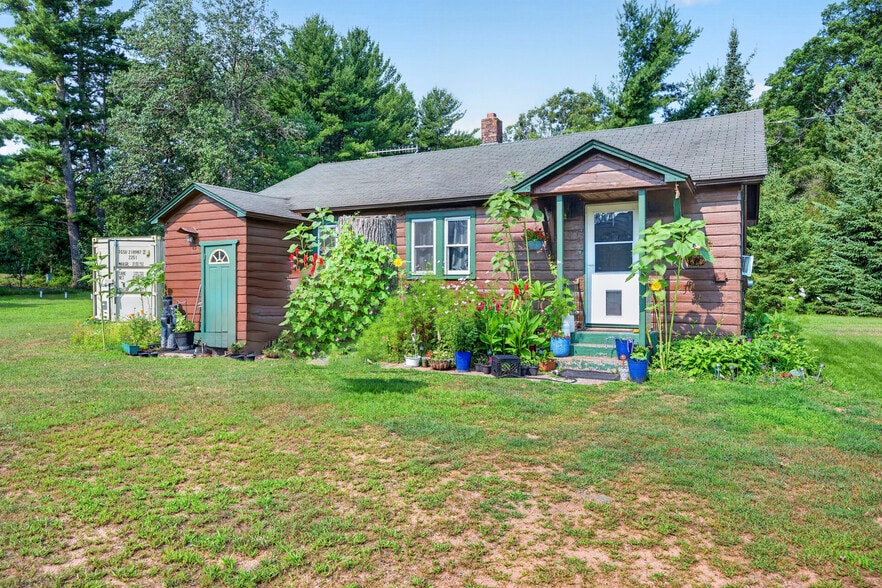 More Photos Of W7916 Hwy 70, Spooner Restaurant For Sale