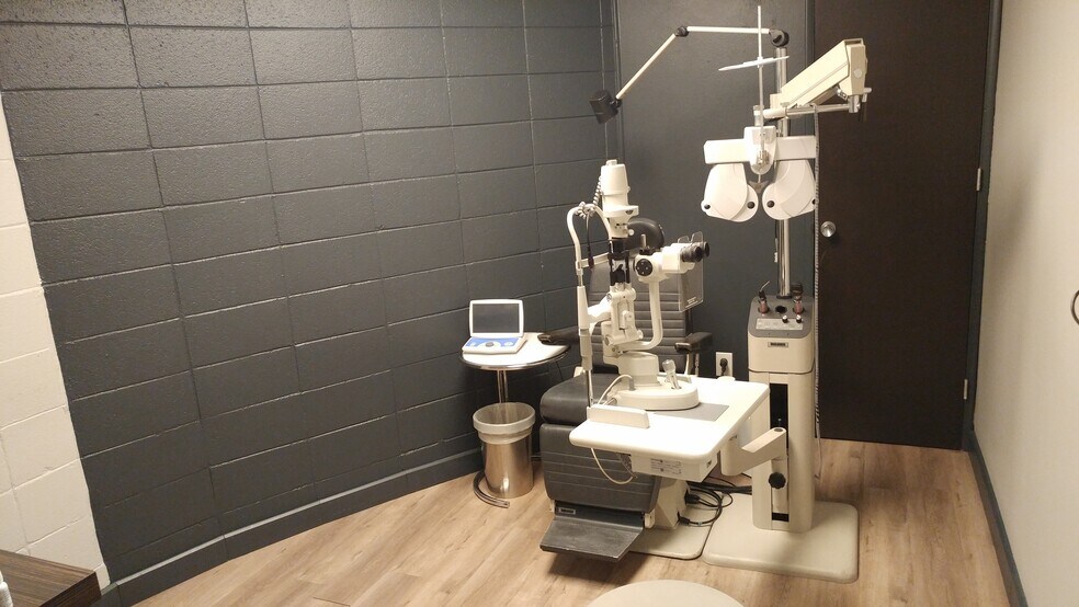 More Photos Of 1717 W Beverly Blvd, Montebello Office For Sale